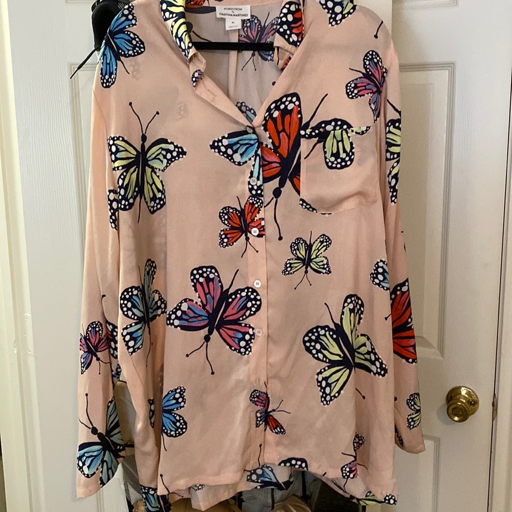 Butterfly top